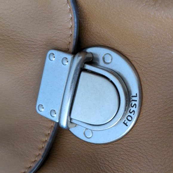 Fossil Brown Leather Crossbody Bag with Silver Hardware - Picture 2 of 7